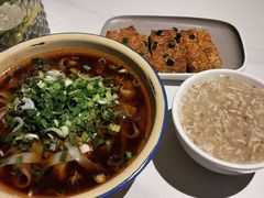 -不是烧烤·武汉烧烤·地道湖北菜(大成路店)