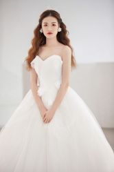 -艾米丽婚纱礼服