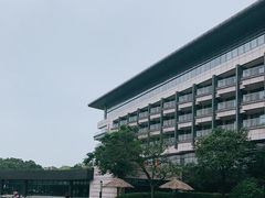 -上海佘山世茂艾美酒店