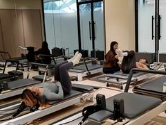 -乐刻瑜伽·普拉提·小瑜荚YogaPod(滨江银泰店)