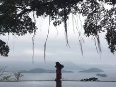 -彩虹村