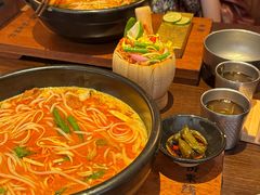 -银米·云南传统过桥米线(双廊黑金冠店)