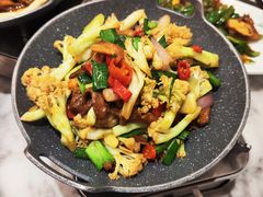 -小菜园新徽菜(宜兴八佰伴店)