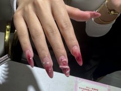 -瞧·享轻奢美甲美睫