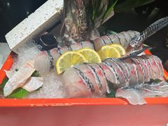 -领鲜天下·焗海鲜·花胶鸡(天目里店)