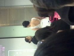 -上海彩妆秀摄影设计有限公司