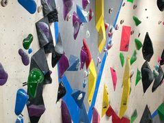 -CLIFFS颗粒攀岩(萧山众安店)