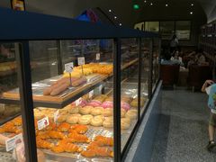 面包甜点陈列柜-LELECHA乐乐茶(上海五角场万达广场店)