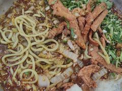 -鹍记特色牛杂面