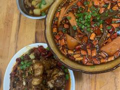 -雷祖芳老妈蹄花店