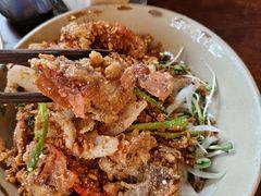-Cuc Gach Quan Restaurant