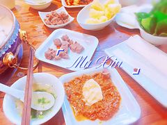 -毛辣果·贵州红酸汤牛肉火锅(西单店)