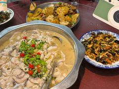 -何哥鲜鱼餐厅(龙湖花园店)