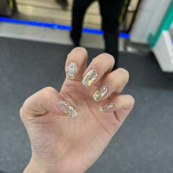 -DAZZLING BEAUTY美甲•美睫专门店