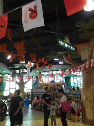 点击看大图 -维佳童话镇演出现场(徐东店)