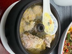 -蔼若春.传承三十年云南菜(金碧公园店)