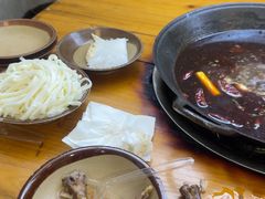 -黄潇洒老火锅(九眼桥宏济巷店)