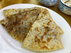 -溢心园香河肉饼总店