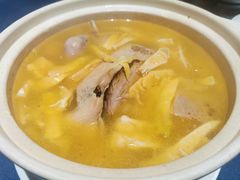 招牌笋干老鸭煲-张生记(双菱店)
