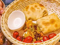 -巴扎美食·新疆菜·西域歌舞表演餐厅(新疆大厦店)
