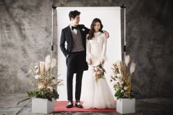 -雪中彩影婚纱摄影·微光艺术中心