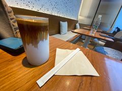 -Line 咖啡(石厦花园店)