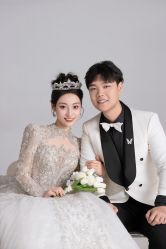 -MAO亲爱的猫婚纱摄影工作室