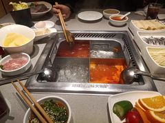 -海底捞火锅(银泰中心店)