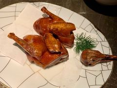 脆皮乳鸽-新荣记(BFC外滩金融中心店)