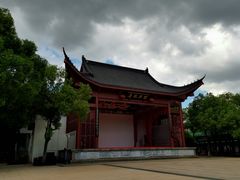 -绳金塔