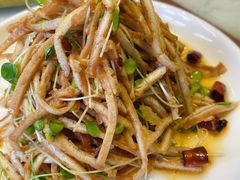 香椿豆腐丝-北京老铺烤鸭(高新店)