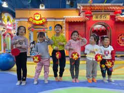 -哈尼鹿儿童梦幻王国(维多利万悦城店)