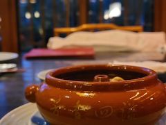 云南名材汽锅鸡&nbsp;/例-丽江金茂凯悦臻选酒店-滇香馆