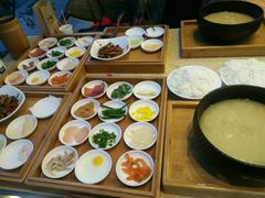 -桥香园云南过桥米线(金马碧鸡店)