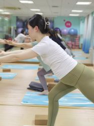 -爱尔乐美孕产瑜伽·普拉提