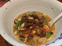 -李犟大爆鳝面·手工蟹黄包(湖滨西湖店)