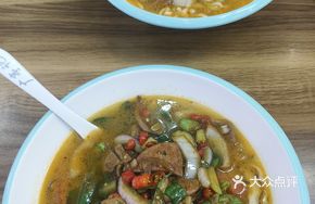 Stir-fried Beef Noodles