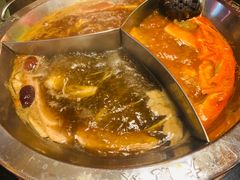 -大龙辣火锅·龙虾·烧烤(湖滨新天地店)