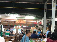 大堂-四川小胡子海鲜(丁村万人海鲜广场店)