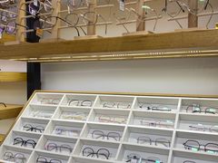 -沪睛眼镜蔡司官方授权店(金桥佳林路店)