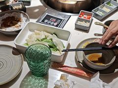 -喃喃椰·糟粕醋·椰子鸡火锅(七堡花园店)