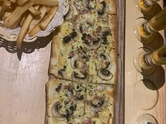 -LENBACH兰巴赫西餐啤酒坊(大连东港店)
