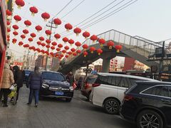 -北京城乡仓储大超市-停车场