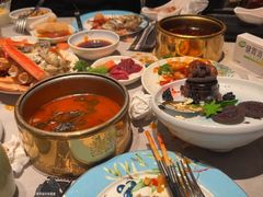 -雍容荟帝王蟹活龙虾展台自助(IFS黑金店)