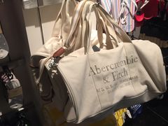 -Abercrombie&Fitch(德基广场店)
