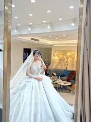 点击看大图 -拉瑞娜LaReine婚纱礼服高级定制