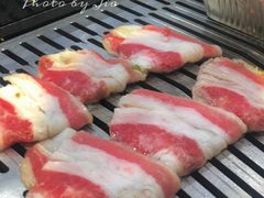 -臻牛烤肉