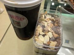 -熊抱抱芝士高端定制蛋糕(吉大店)