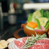 魔都探店！可以吃到伊比利亚黑毛猪的韩料天花板GIN PORK