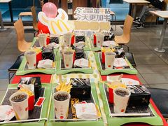 -麦当劳(卫星广场店)